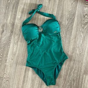 NWT Sapph Beach one piece swimsuit women’s European sz 38